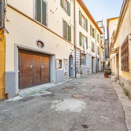 Pisa Central Studio Apartment Luaran gambar