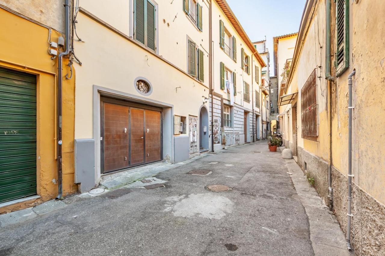 Pisa Central Studio Apartment Luaran gambar
