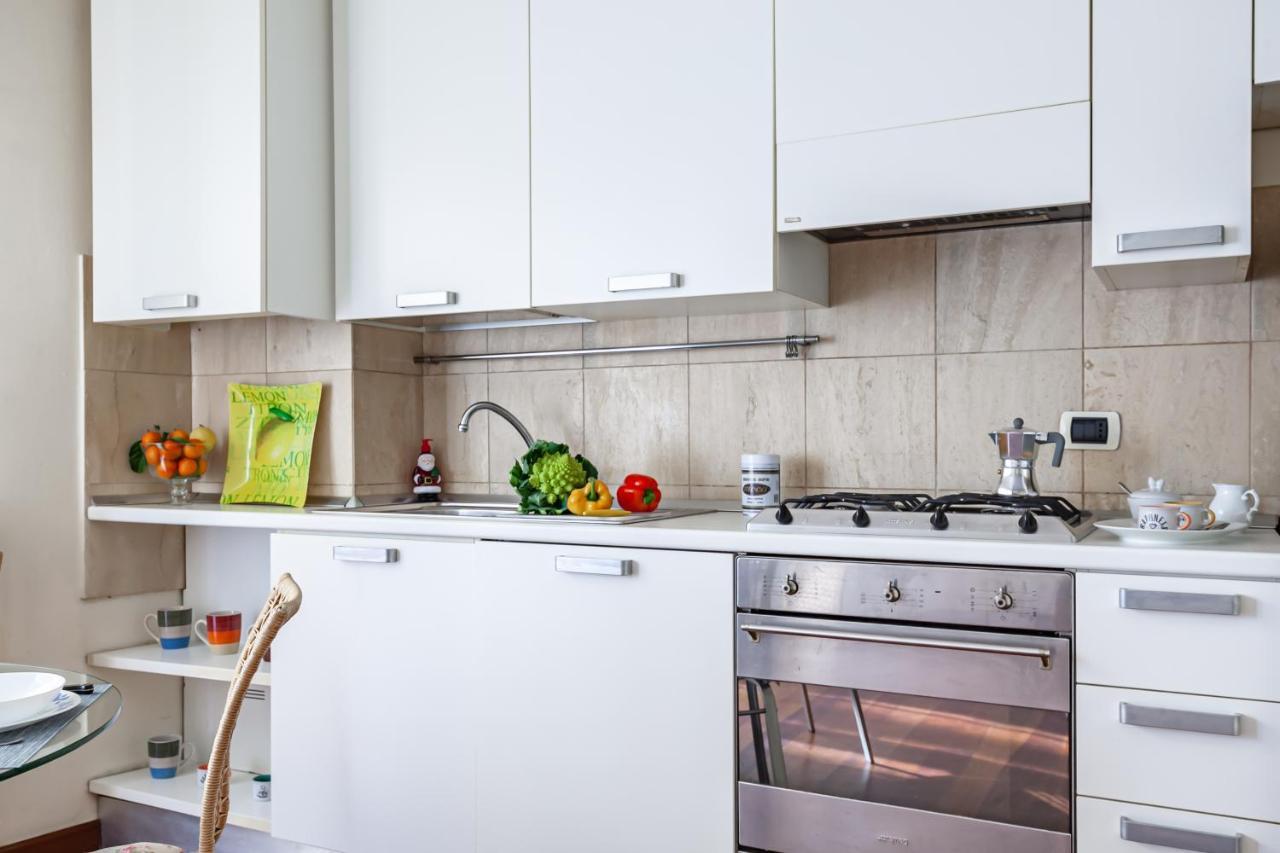 Pisa Central Studio Apartment Luaran gambar